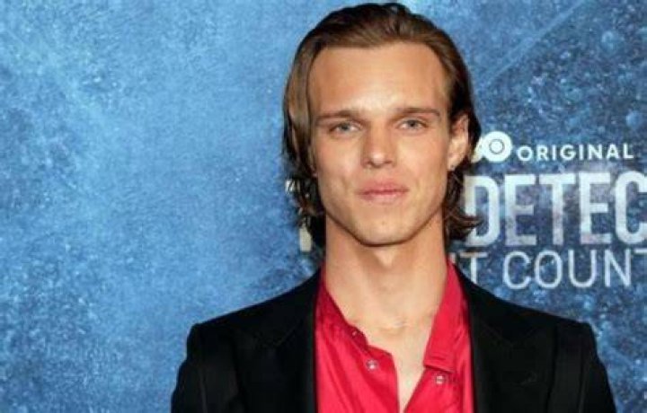 Who is Finn Bennett? Finn Bennett Wikipedia, Biography, Age, Height, Parents, Earnings, Citizenship, and Further Details - SarkariResult